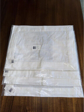 Set Of 4 Ralph Lauren White Tuxedo Pleat Placemats 100% Linen